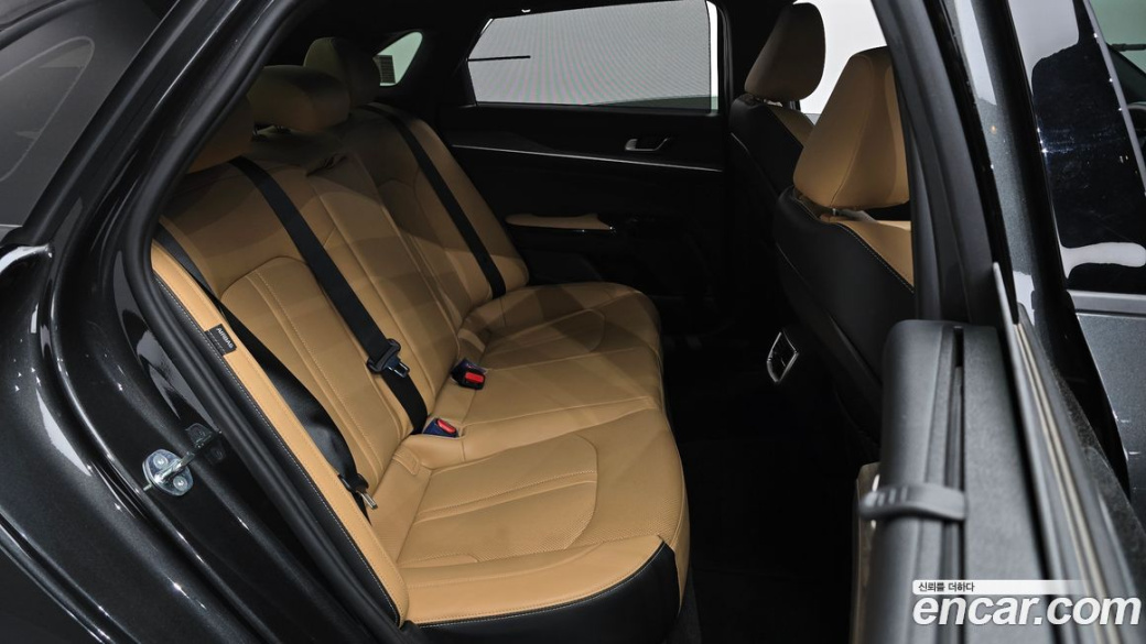 Kia K5 2.0, 2023