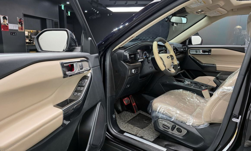 Ford Explorer 2.3 LimIted 4WD, 2022