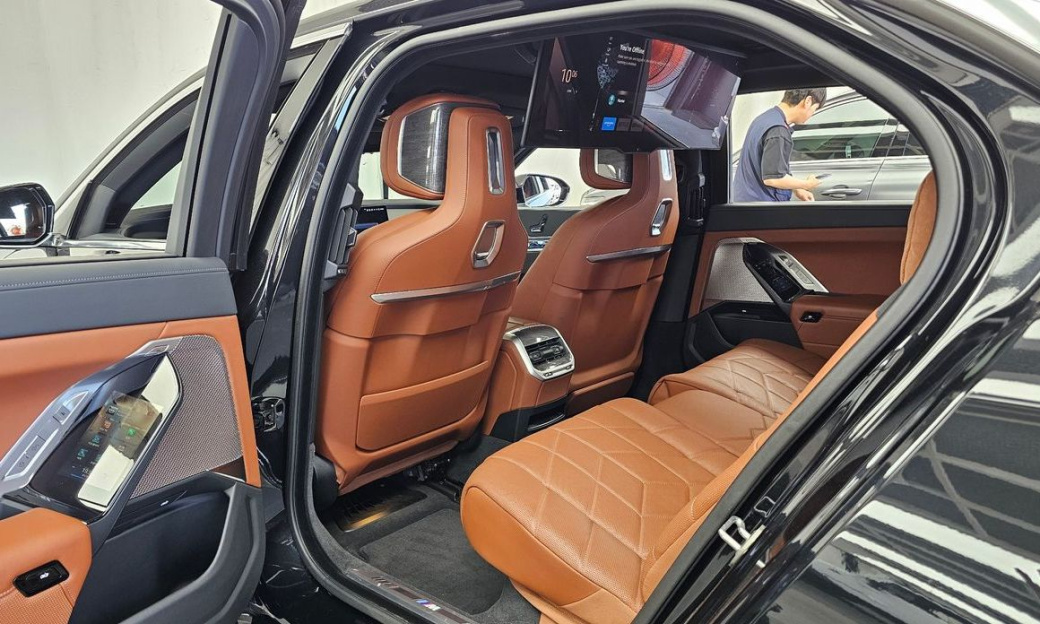 BMW 7-Series 740i xDrive M Sport, 2024