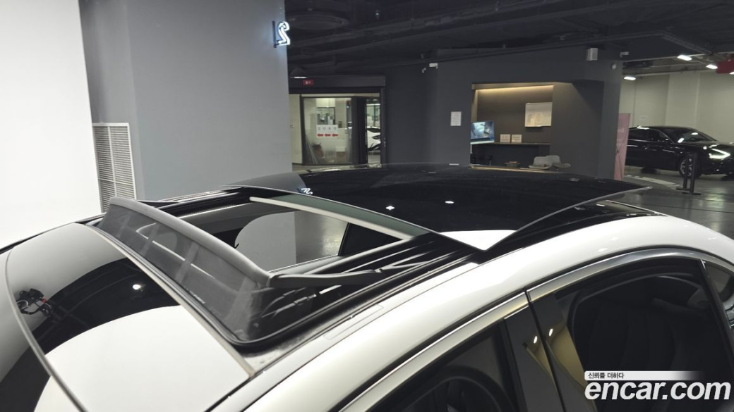 Mercedes-Benz E-Class E220d 4MATIC Exclusive, 2024