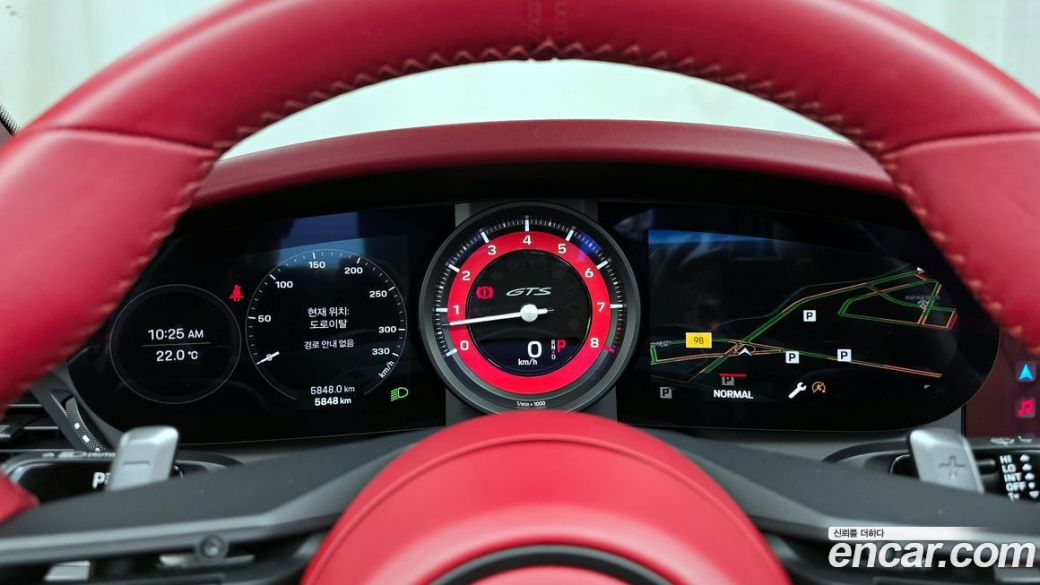 Porsche 911 Carrera 4 GTS Cabriolet, 2024