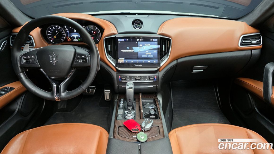 Maserati Ghibli 2.0 GT, 2022