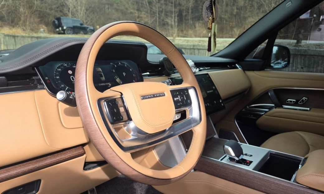 Land Rover Range Rover P530 Autobiography Long Wheel Base, 2025