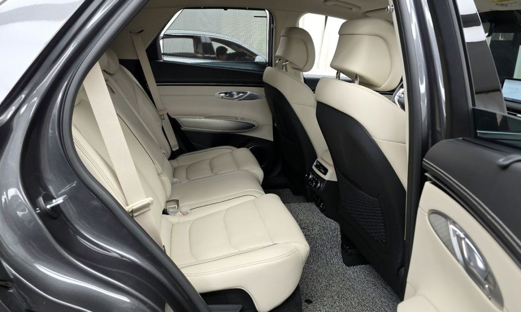 Genesis GV70 2.5T Gasoline AWD, 2022