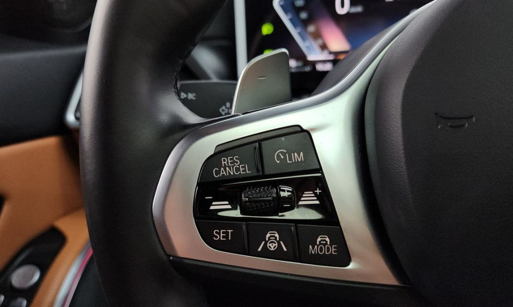 BMW 3-Series 320i M Sport, 2024