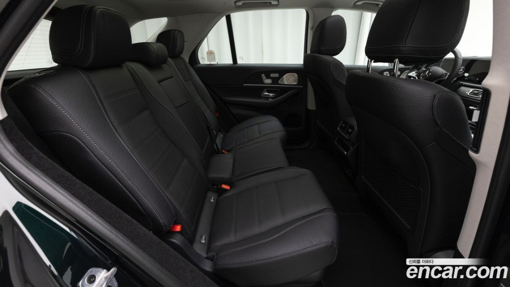 Mercedes-Benz GLE-Class GLE450 4MATIC, 2025