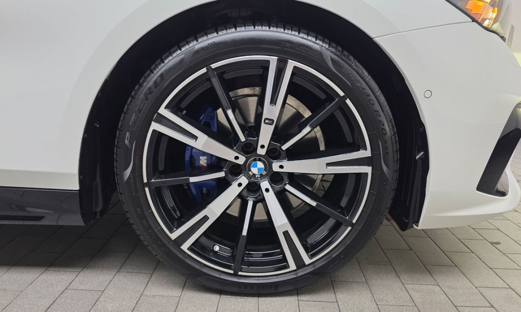 BMW 5-Series 530i xDrive M Sport, 2024