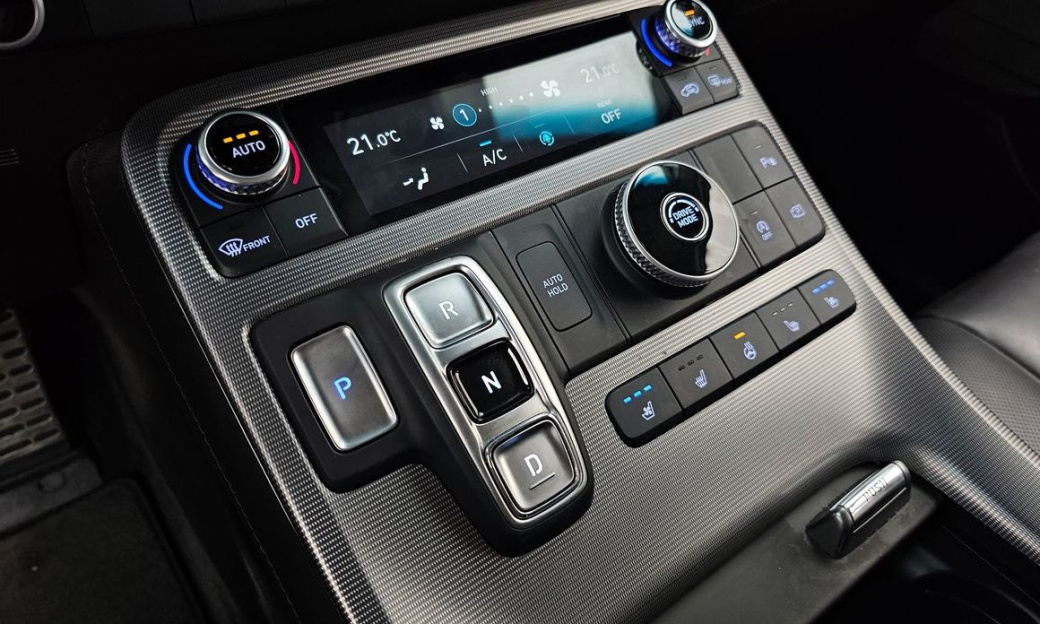 Hyundai Palisade Diesel 2.2 2WD, 2024