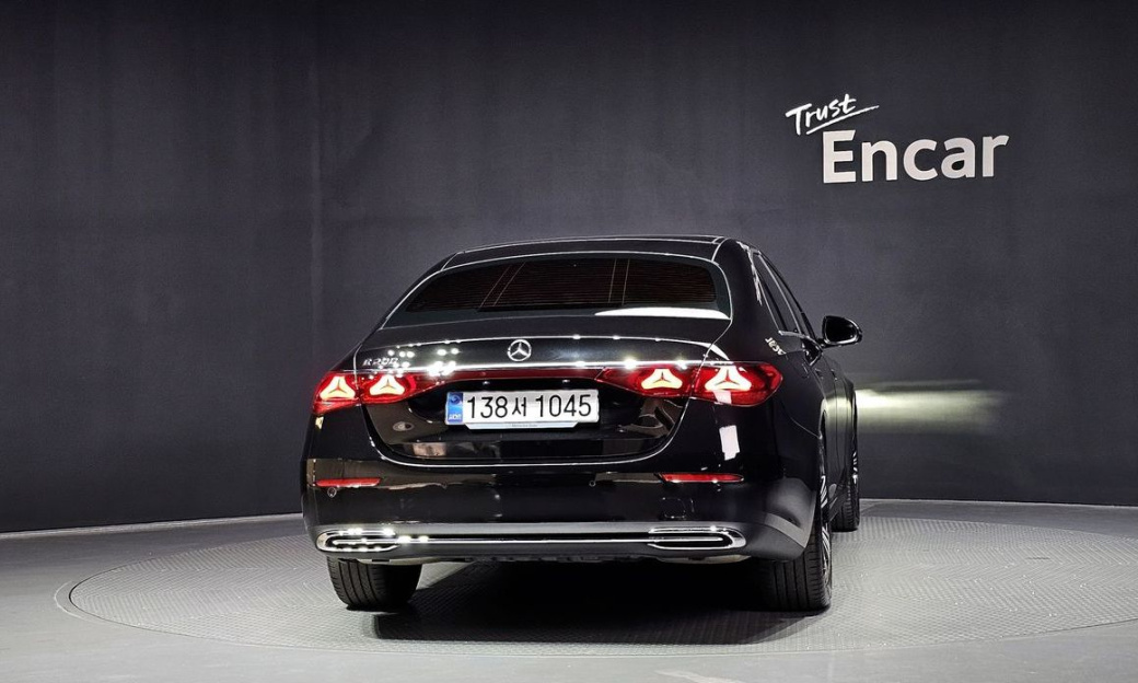 Mercedes-Benz E-Class E200 Avantgarde, 2025