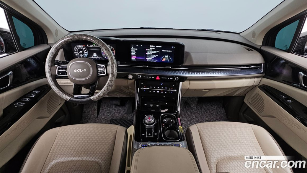 Kia Carnival 9-Seater Hi-Limousine, 2022