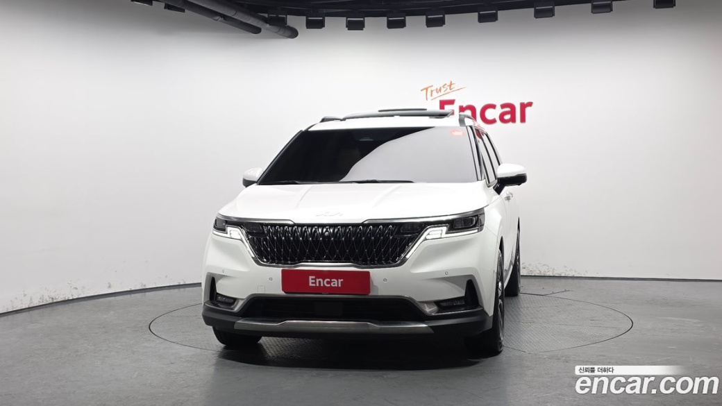 Kia Carnival 9-Seater Signature, 2023