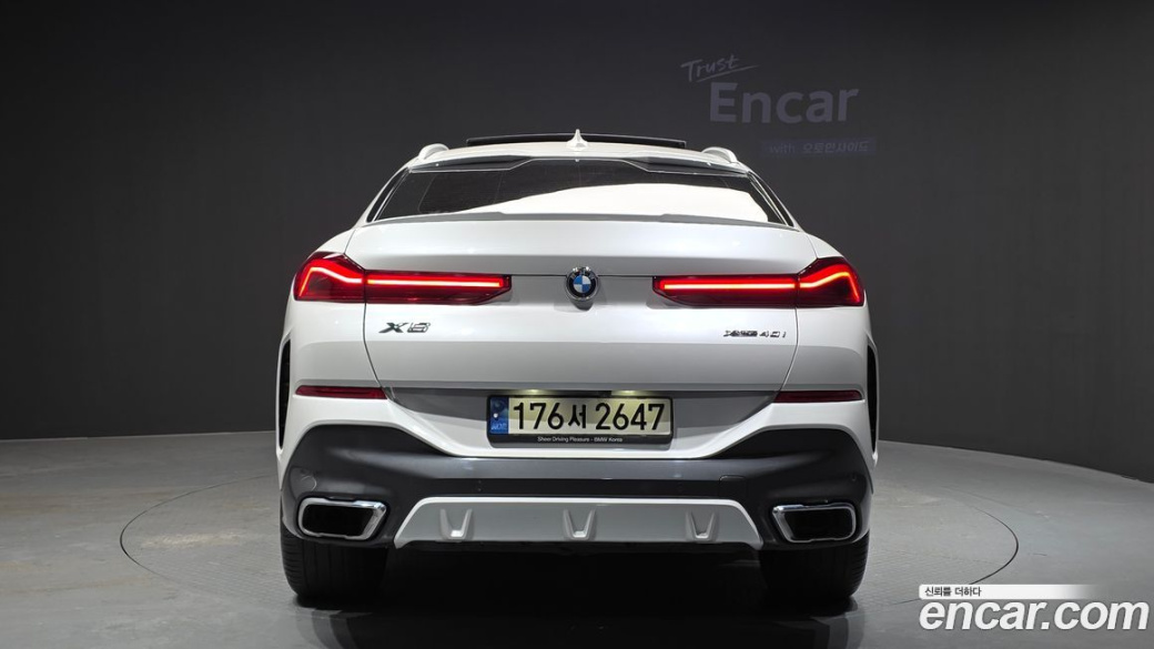 BMW X6 xDrive40i M Sport, 2022