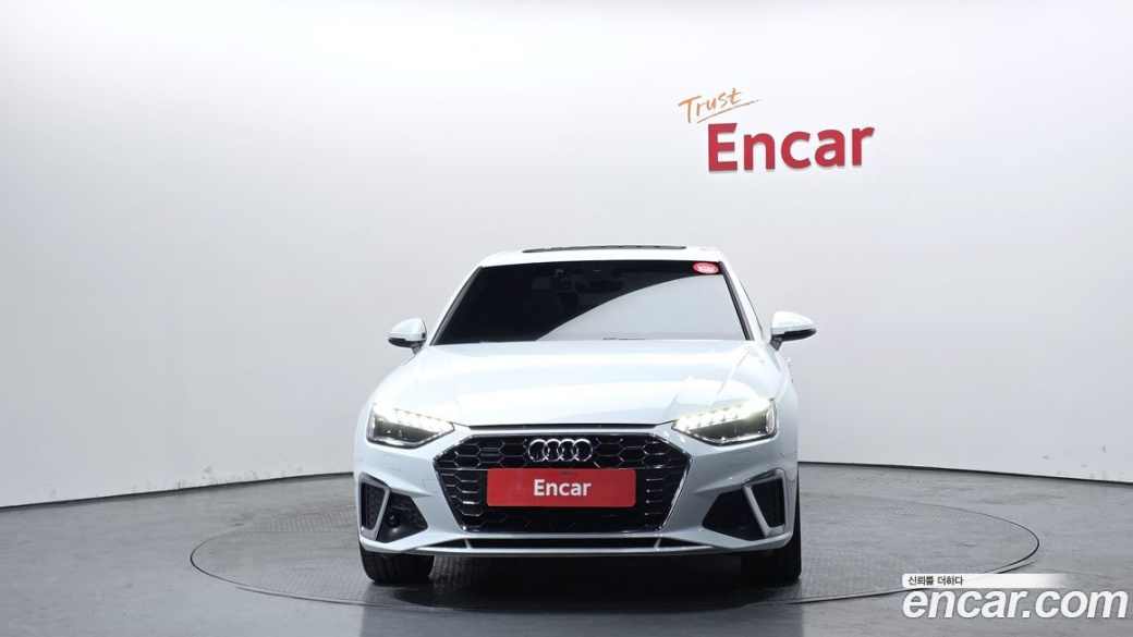 Audi A4 45 TFSI Quattro Premium, 2021