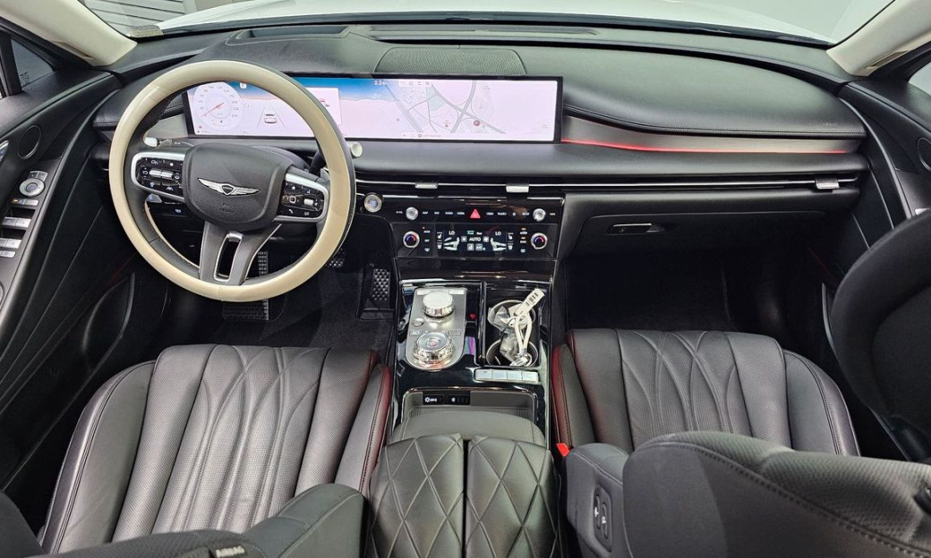 Genesis G80 Gasoline 2.5 Turbo AWD, 2025
