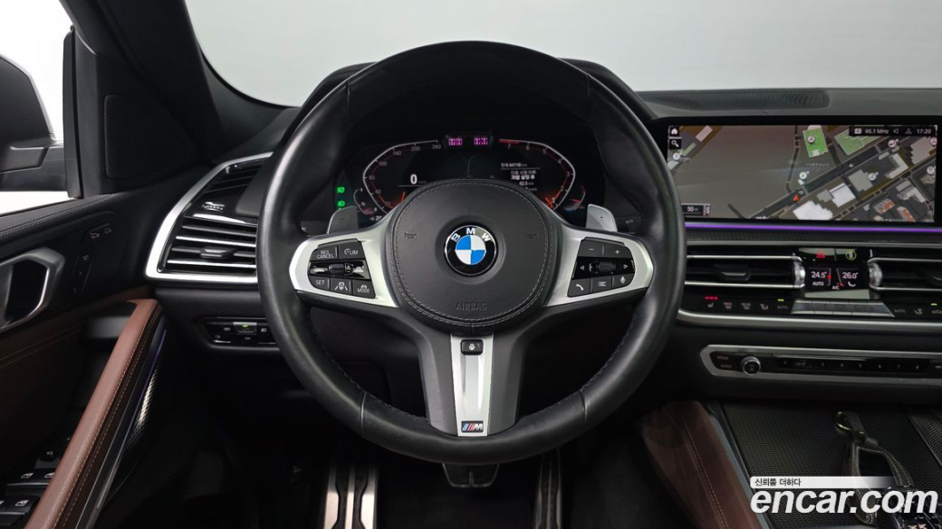 BMW X6 xDrive40i M Sport, 2022