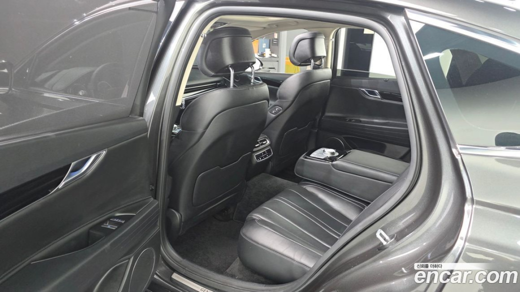 Genesis G80 Gasoline 2.5 Turbo 2WD, 2024