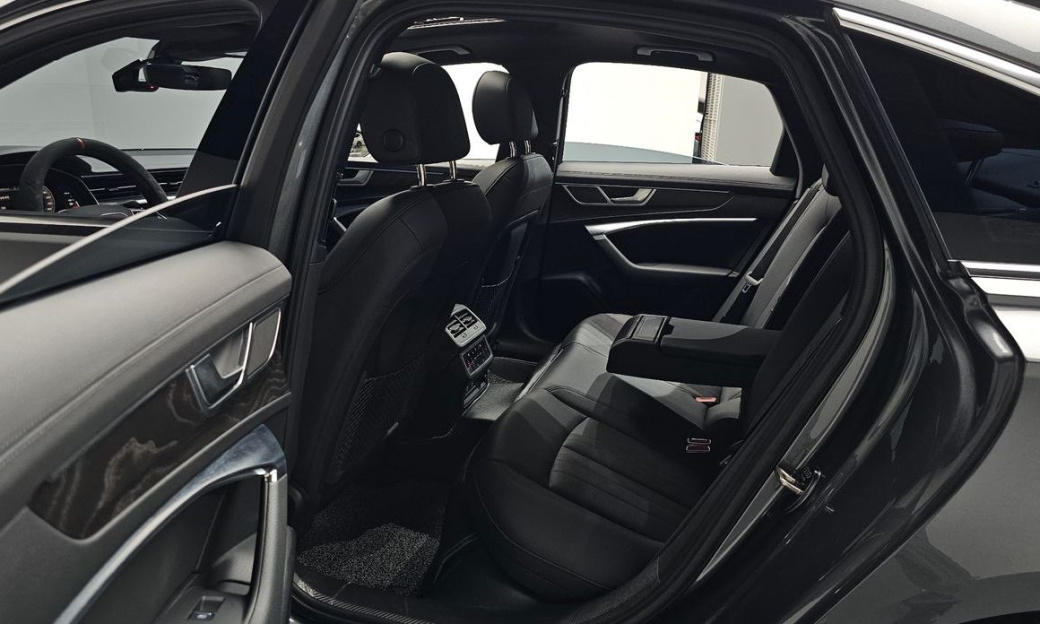 Audi A6 45 TFSI Premium, 2022