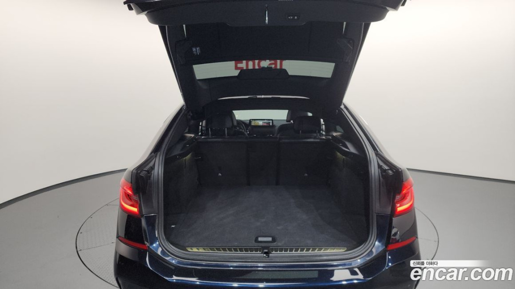 BMW Gran Turismo 640i xDrive M Sport, 2022