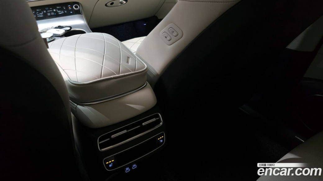 Genesis GV70 2.5T Gasoline AWD, 2025