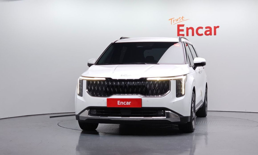 Kia Carnival 9-Seater Signature, 2025