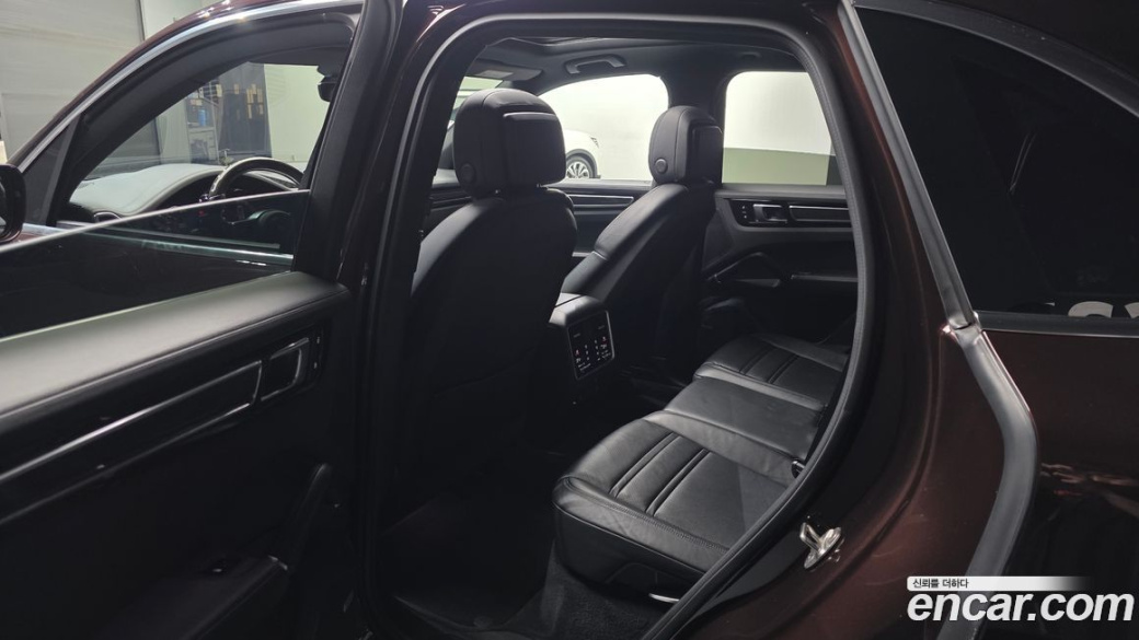 Porsche Cayenne 3.0, 2021