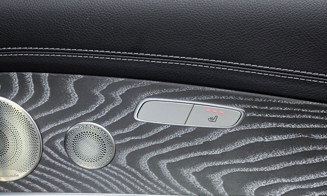 Mercedes-Benz E-Class E350 4MATIC AMG Line, 2022