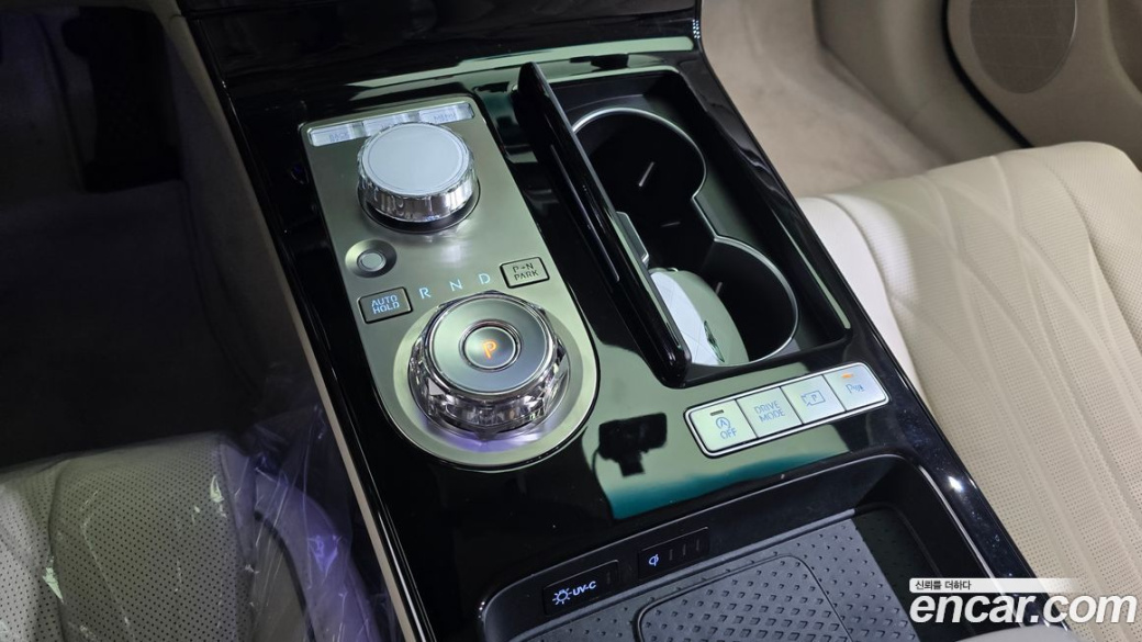 Genesis G80 Gasoline 2.5 Turbo AWD, 2025