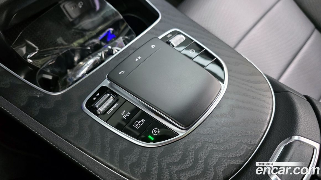 Mercedes-Benz E-Class E250 AMG Line, 2023