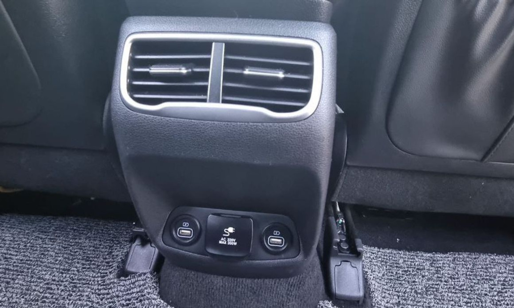 Hyundai Santafe Diesel 2.2 4WD, 2023