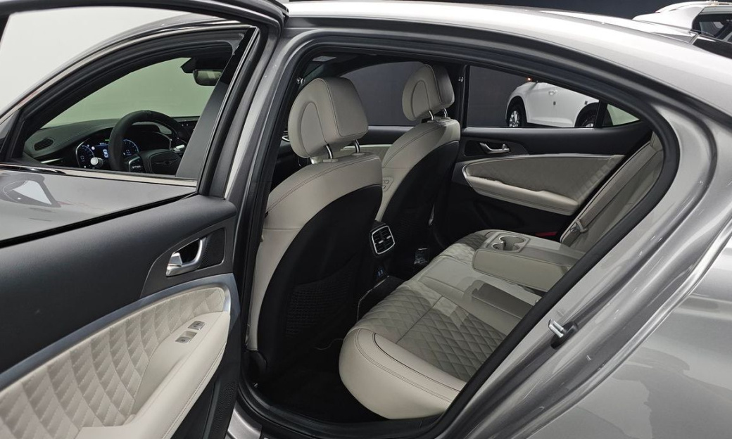 Genesis G70 Gasoline 2.5T 4WD, 2024