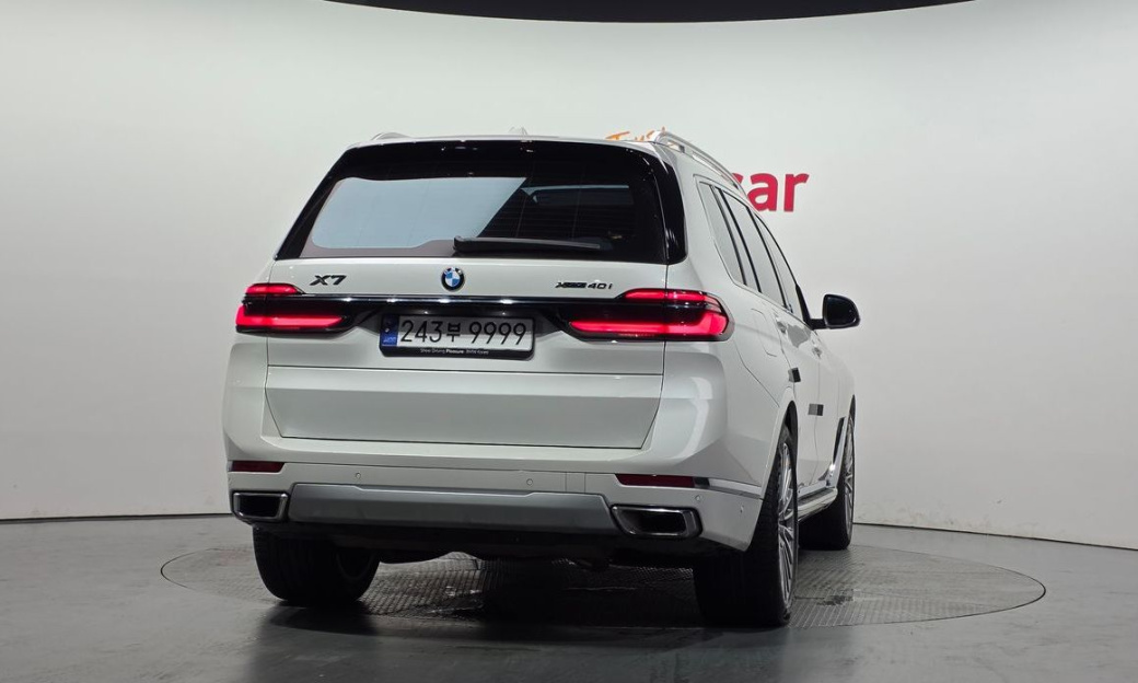 BMW X7 xDrive 40i Design Pure Excellence 7-Seater, 2024