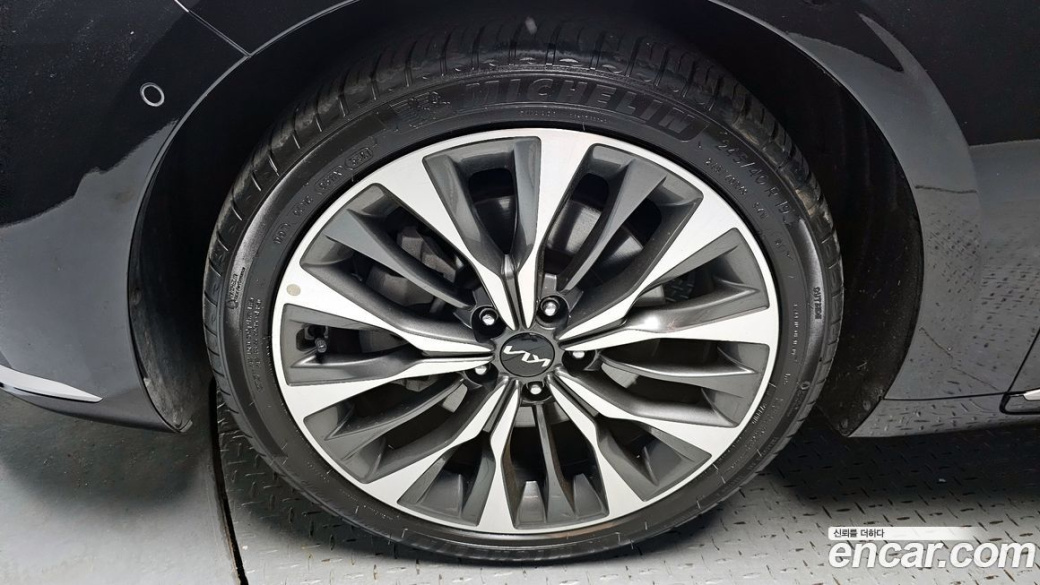 Kia K8 2.5 Gasoline 2WD, 2023