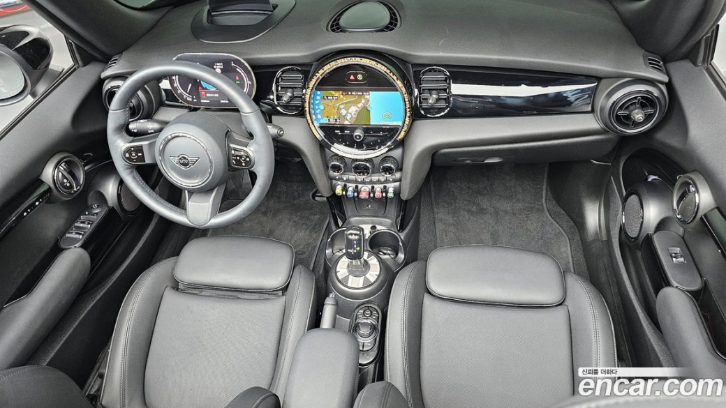 Mini Cooper Convertible Classic, 2024