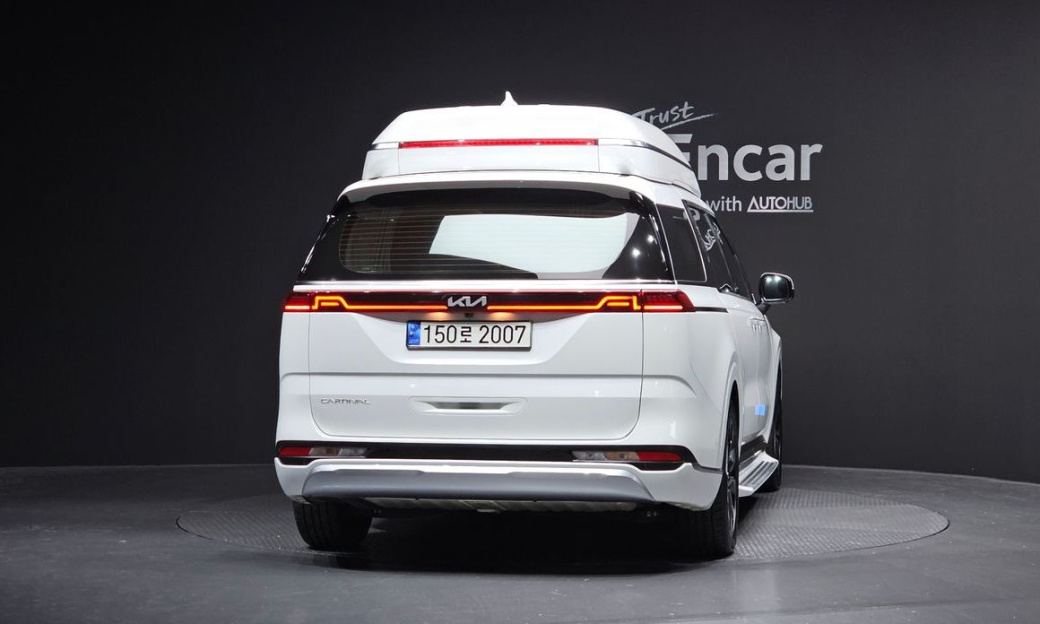 Kia Carnival 7-Seater Hi-Limousine, 2022