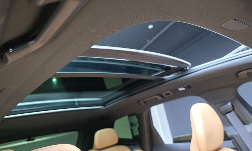 Volvo XC60 B6 Ultimate Bright, 2024