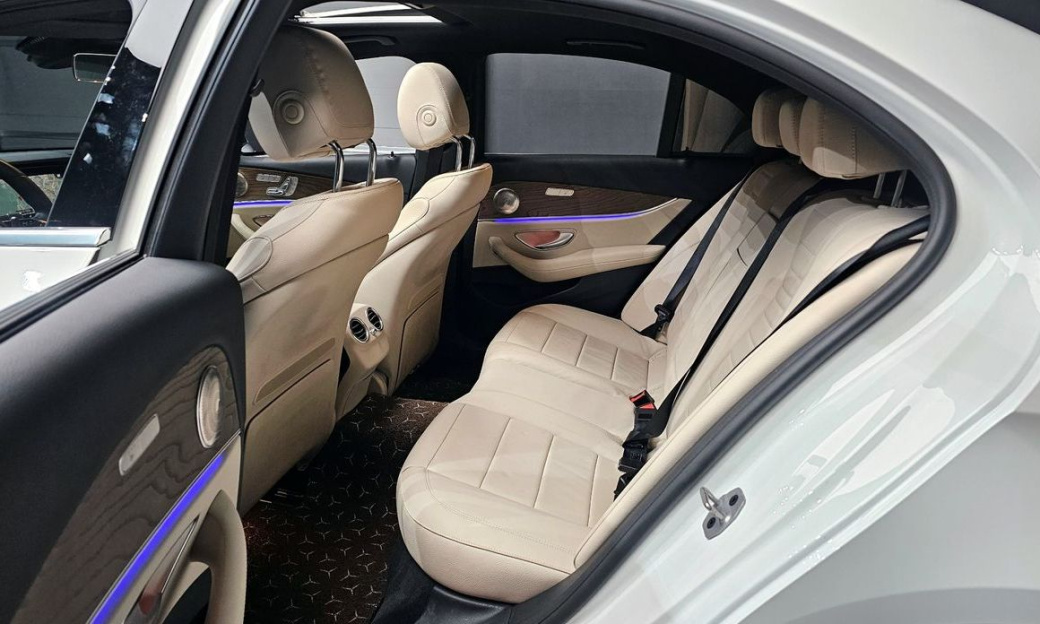 Mercedes-Benz E-Class E250 Exclusive, 2023