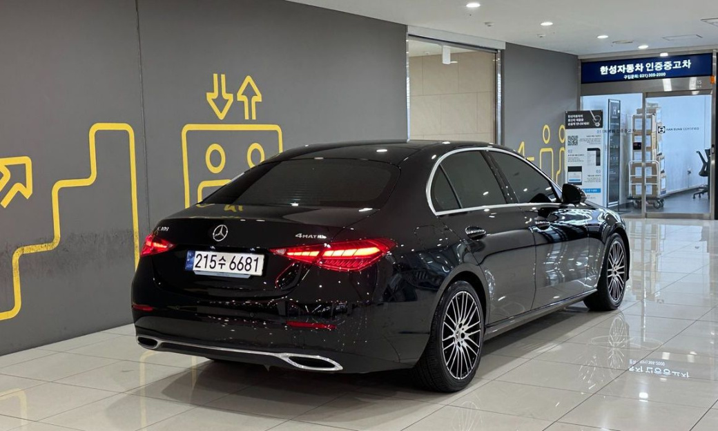 Mercedes-Benz C-Class C300 4MATIC Avantgarde, 2024