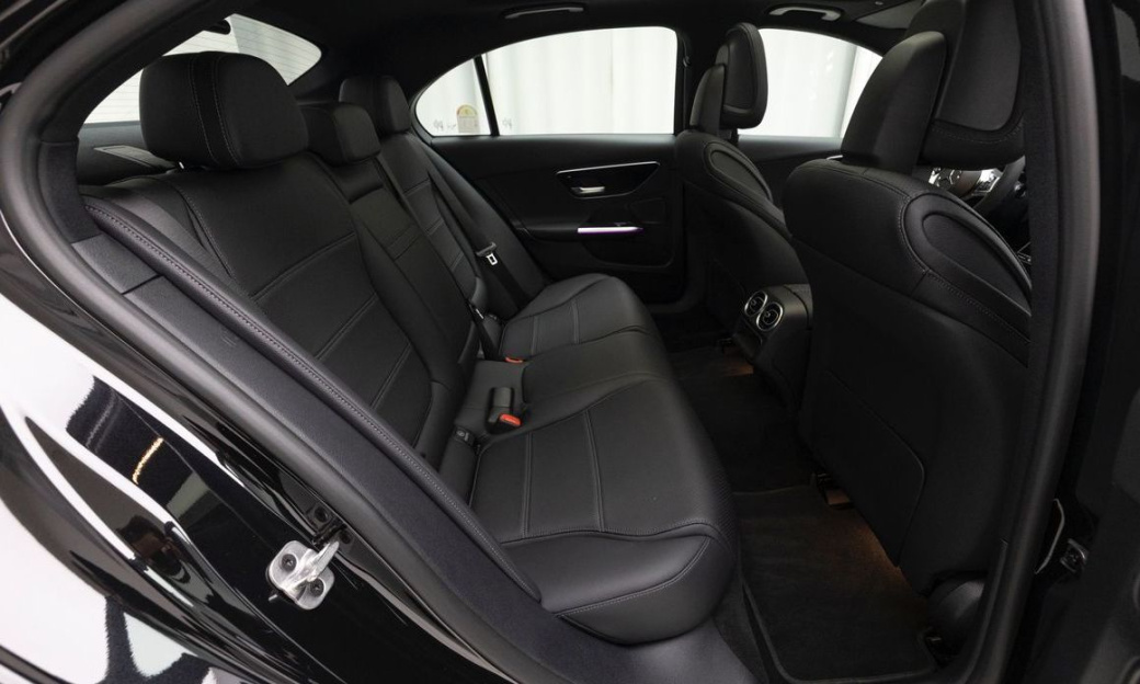 Mercedes-Benz C-Class C200 Avantgarde, 2025