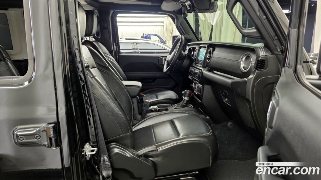 Jeep Wrangler 2.0 Overland Power Top 4Door, 2022