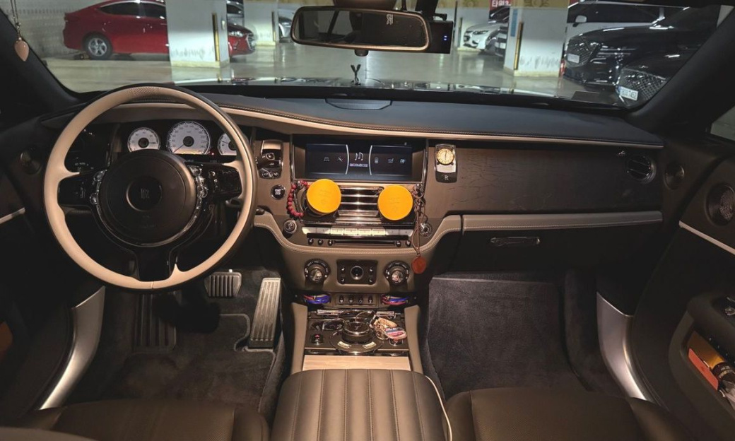 Rolls-Royce Wraith 6.6, 2022