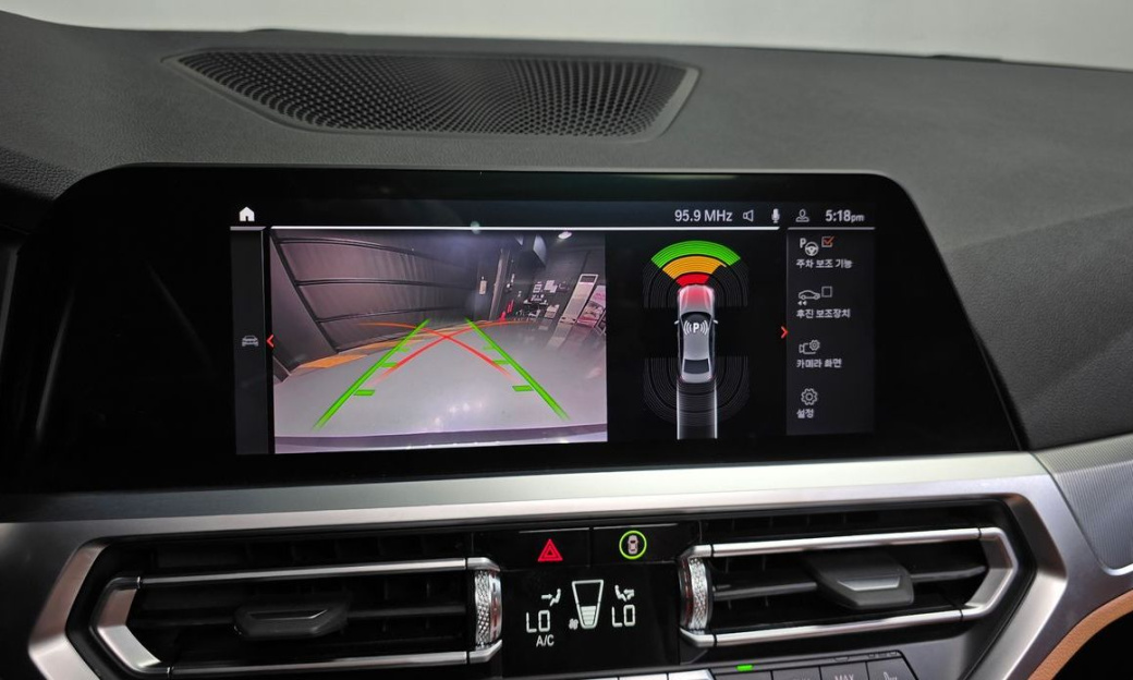 BMW 3-Series 320i M Sport, 2022