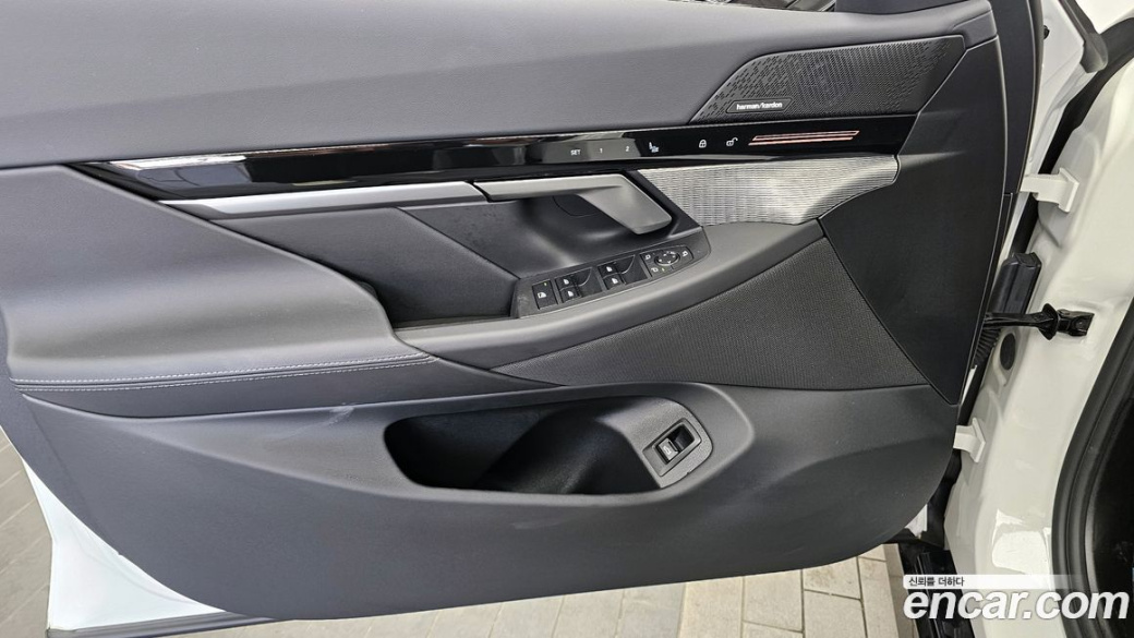 BMW 5-Series 520i M Sport, 2024