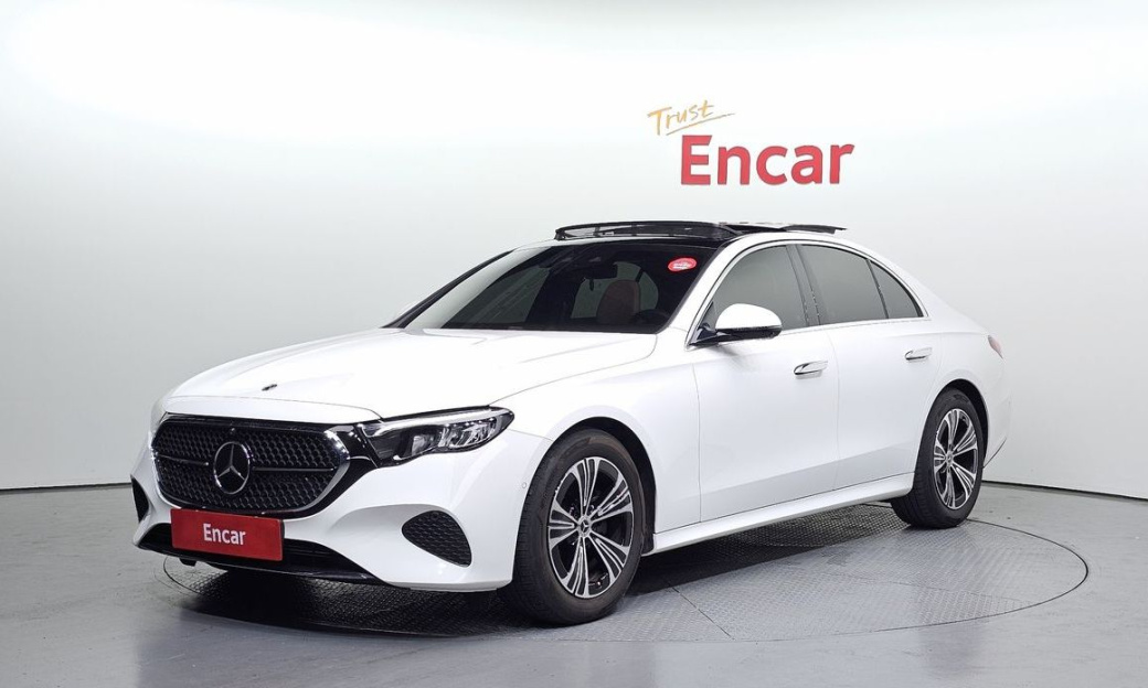 Mercedes-Benz E-Class E200 Avantgarde, 2024