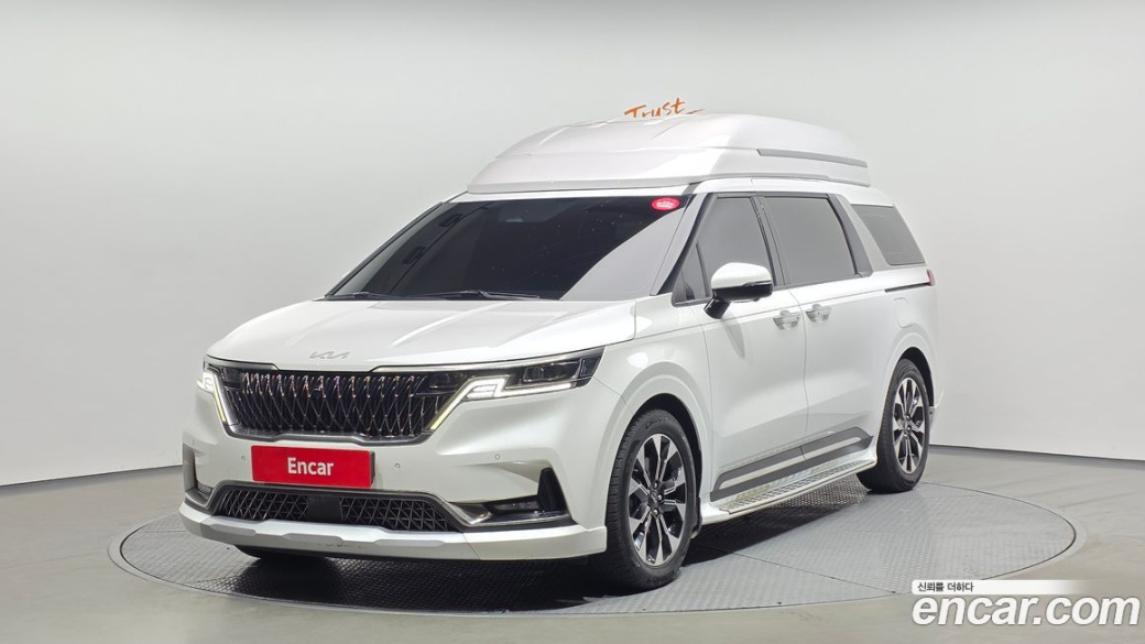 Kia Carnival 9-Seater Signature, 2022