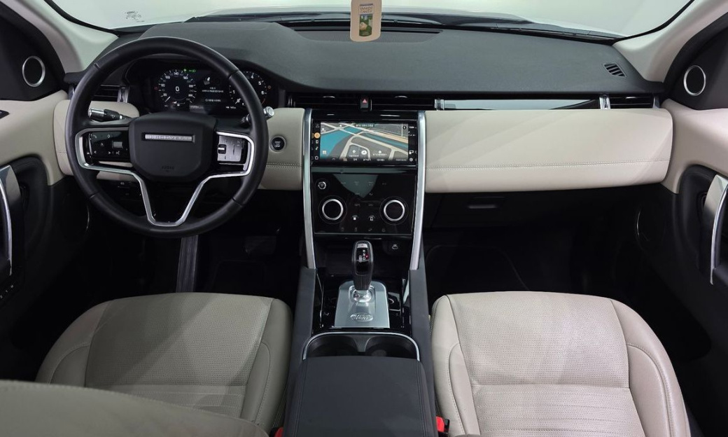 Land Rover Discovery Sport P250 SE, 2022