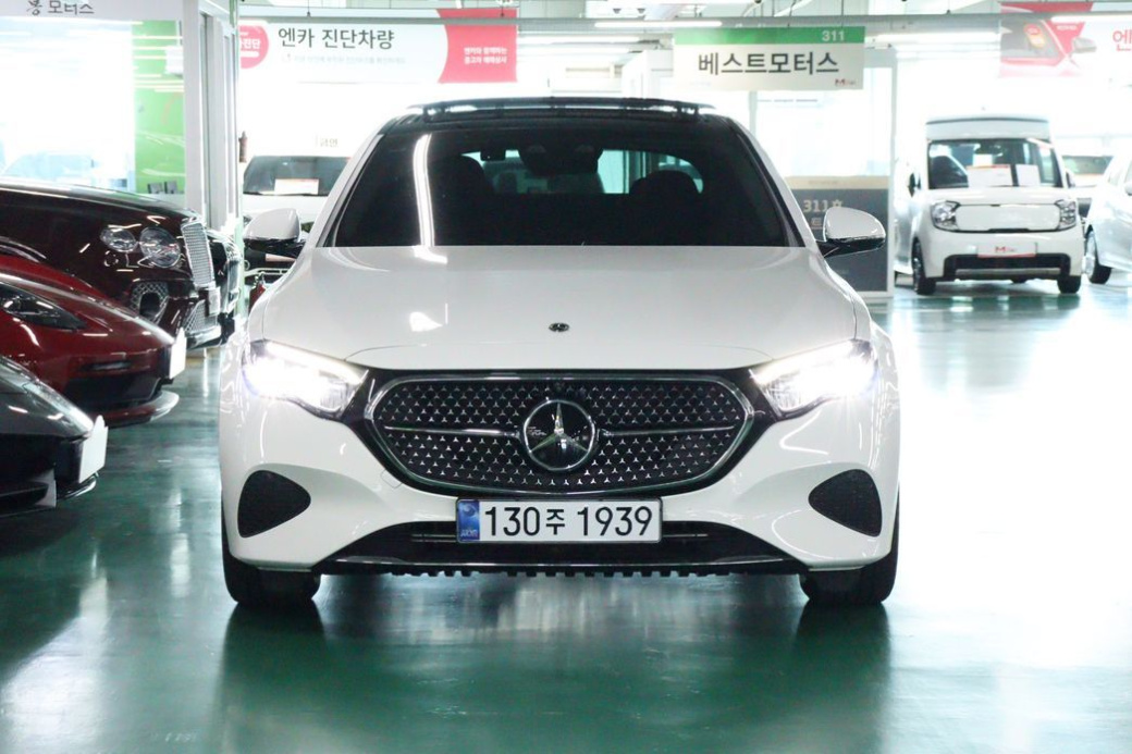 Mercedes-Benz E-Class E200 Avantgarde, 2024