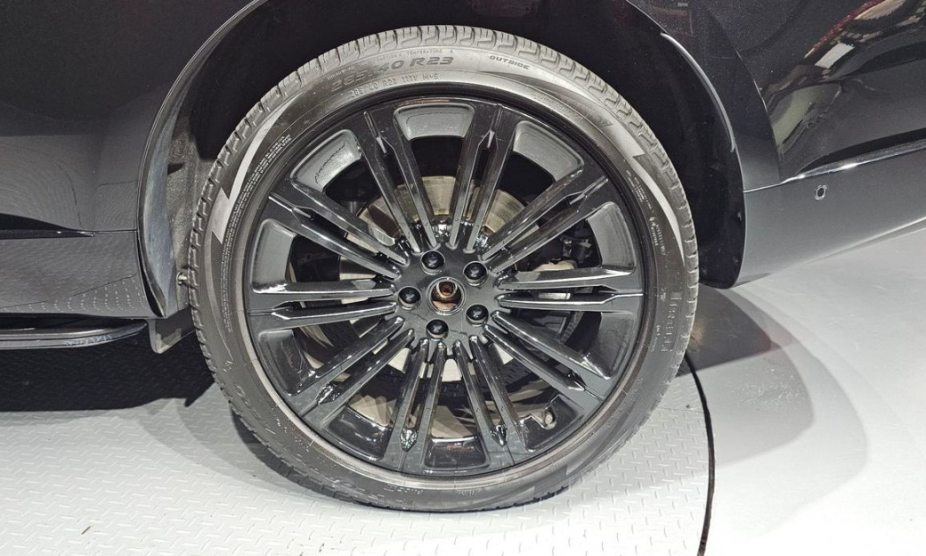 Land Rover Range Rover P530 Autobiography Long Wheel Base, 2023