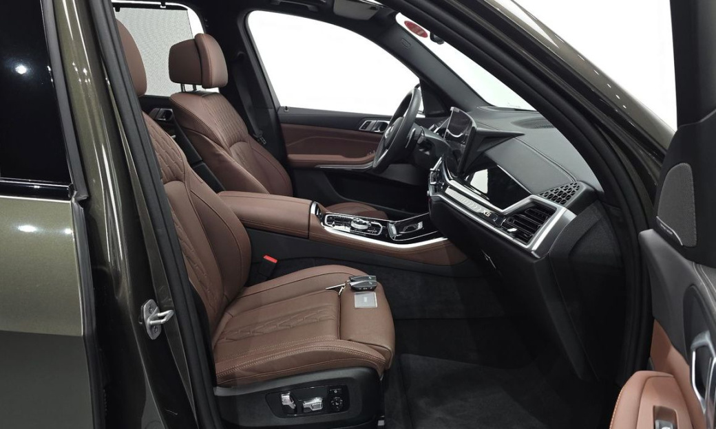 BMW X5 xDrive 40i M Sport, 2025