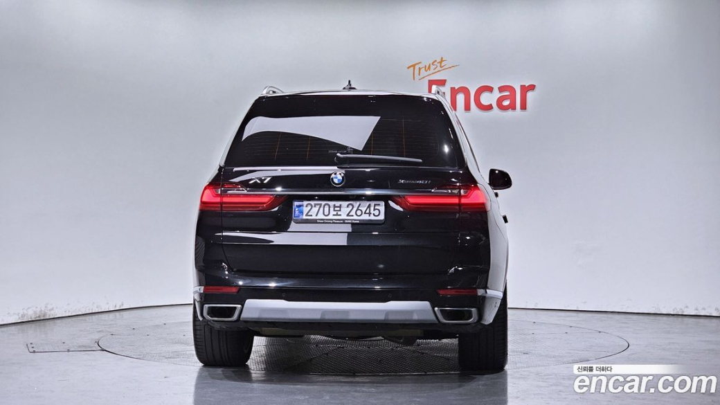 BMW X7 xDrive 40i Design Pure Excellence 7-Seater, 2022