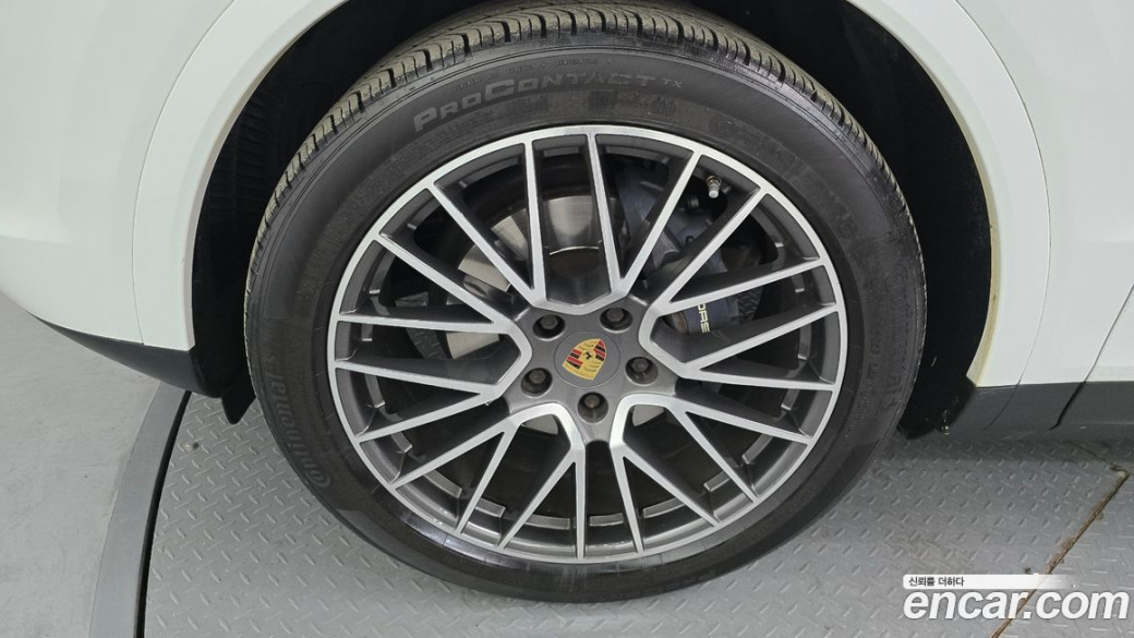 Porsche Cayenne 3.0, 2022